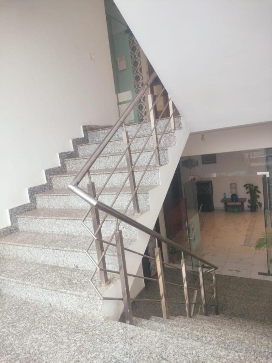 The Rejoice Hotel & Guesthouse Greater Noida Dış mekan fotoğraf